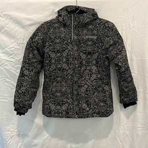 Columbia girls snow/ski jacket. Black/white. Size medium.